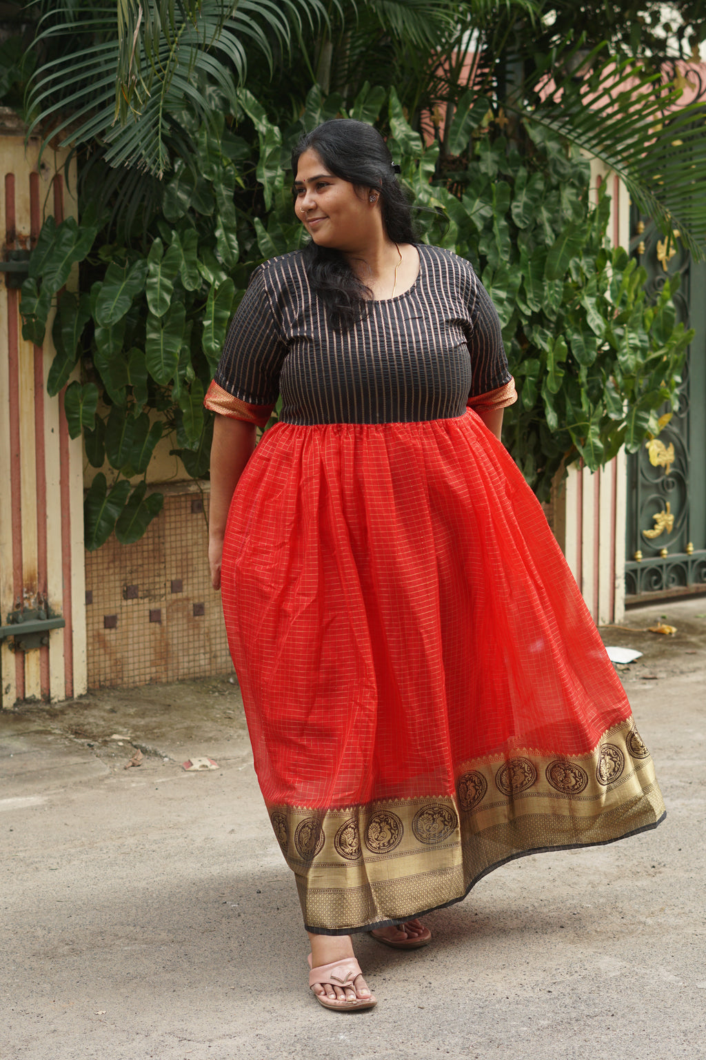 MAHESHWARI  -RED AND BLACK- FESTIVE beautiful print TISSUE  long anarkali - Label Zivara