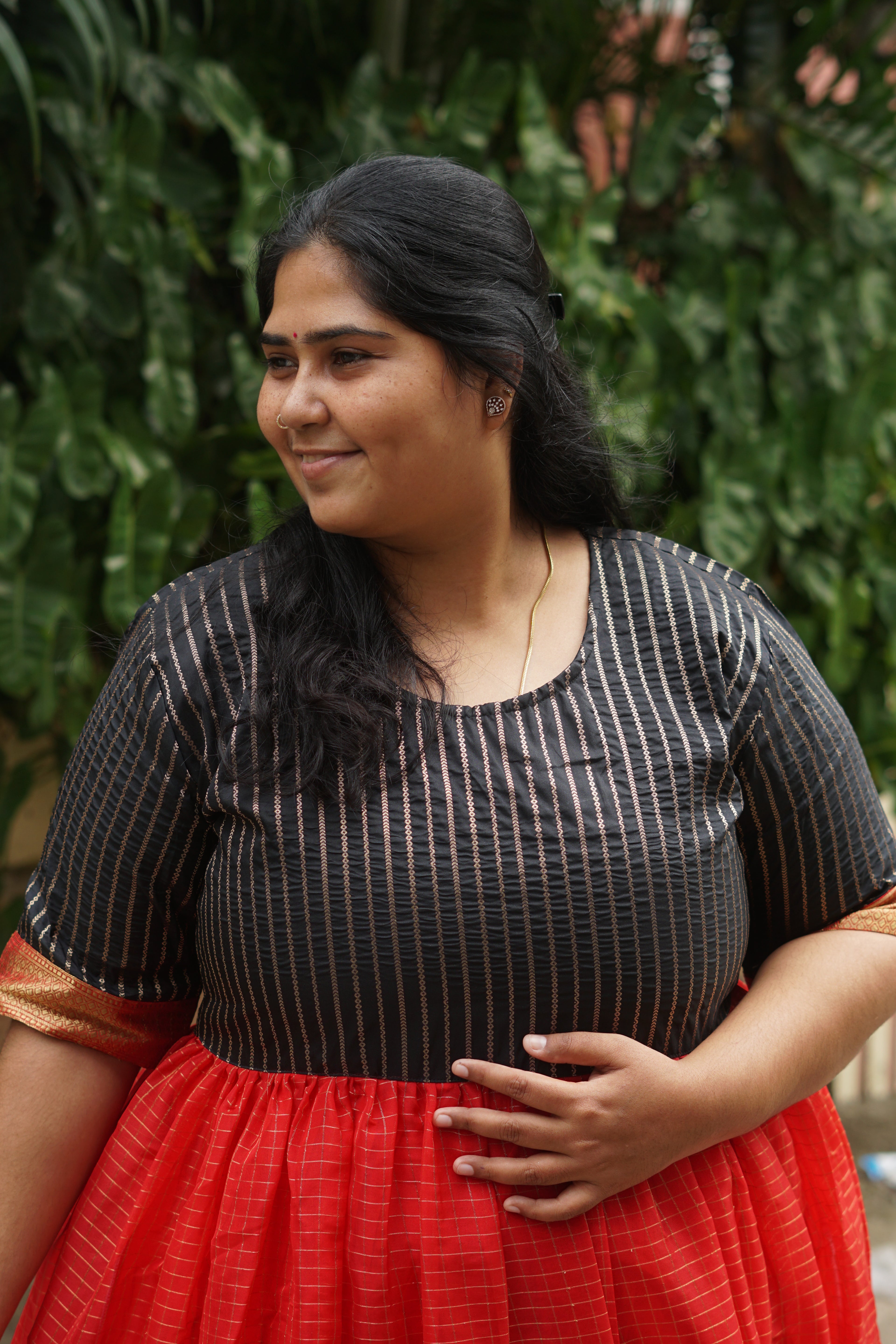 MAHESHWARI  -RED AND BLACK- FESTIVE beautiful print TISSUE  long anarkali - Label Zivara