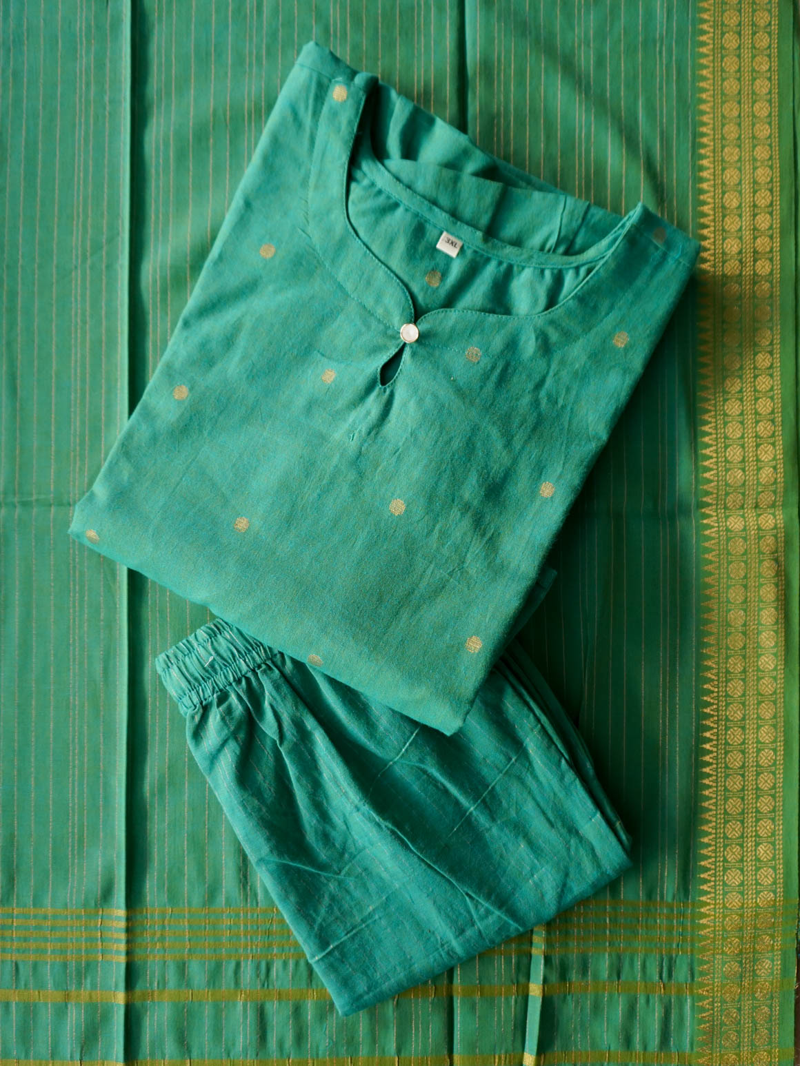 PREORDER - THULIR- DOUBLE SHADE GREEN   OFFICE WEARS- HANDLOOM COTTON- SALWAR SUIT WITH DUPATTA - LABEL ZIVARA