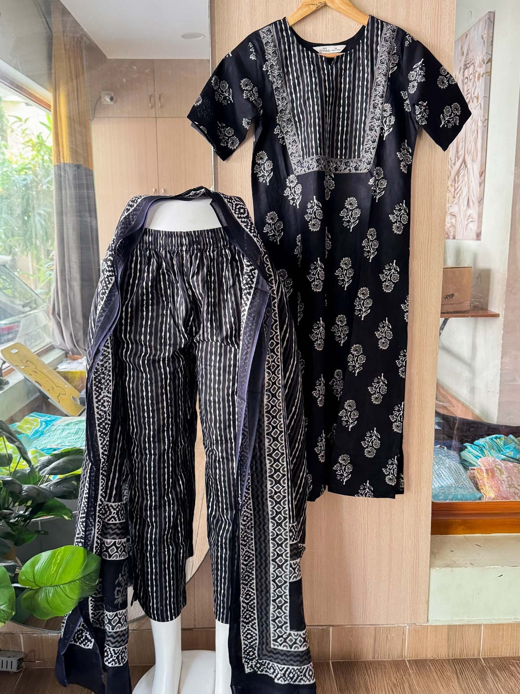 ABINAYA -  BLACK - OFFICE WEARS - JAIPUR COTTON - SALWAR SUIT WITH DUPATTA - LABEL ZIVARA