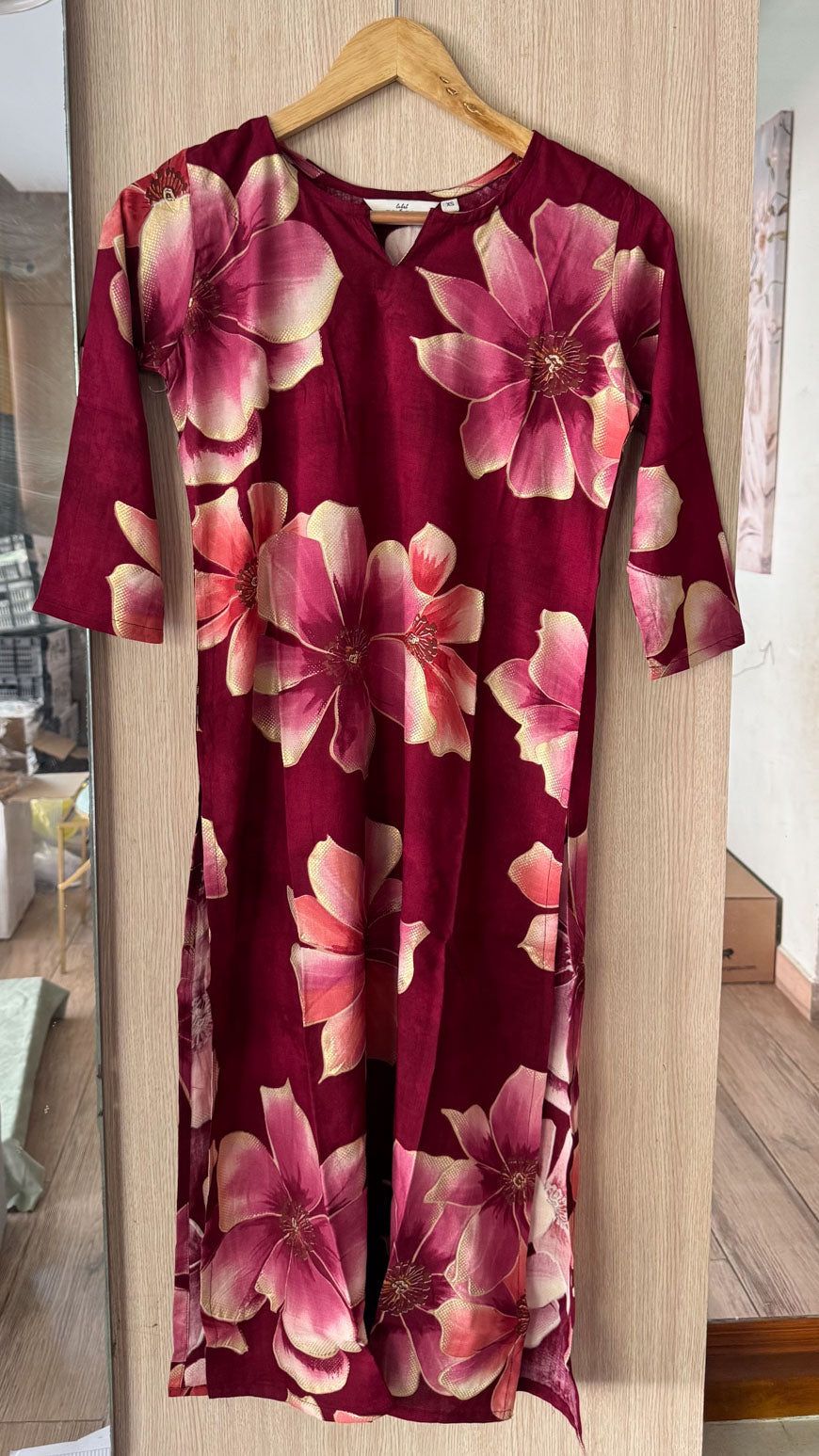 ANVI - MAROON FLORAL  - Trending print VISCOSE straight cut kurti for office wear - LABEL ZIVARA