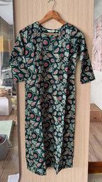 ANVI -  EMERALD GREEN FLORAL  - Trending print VISCOSE straight cut kurti for office wear - LABEL ZIVARA