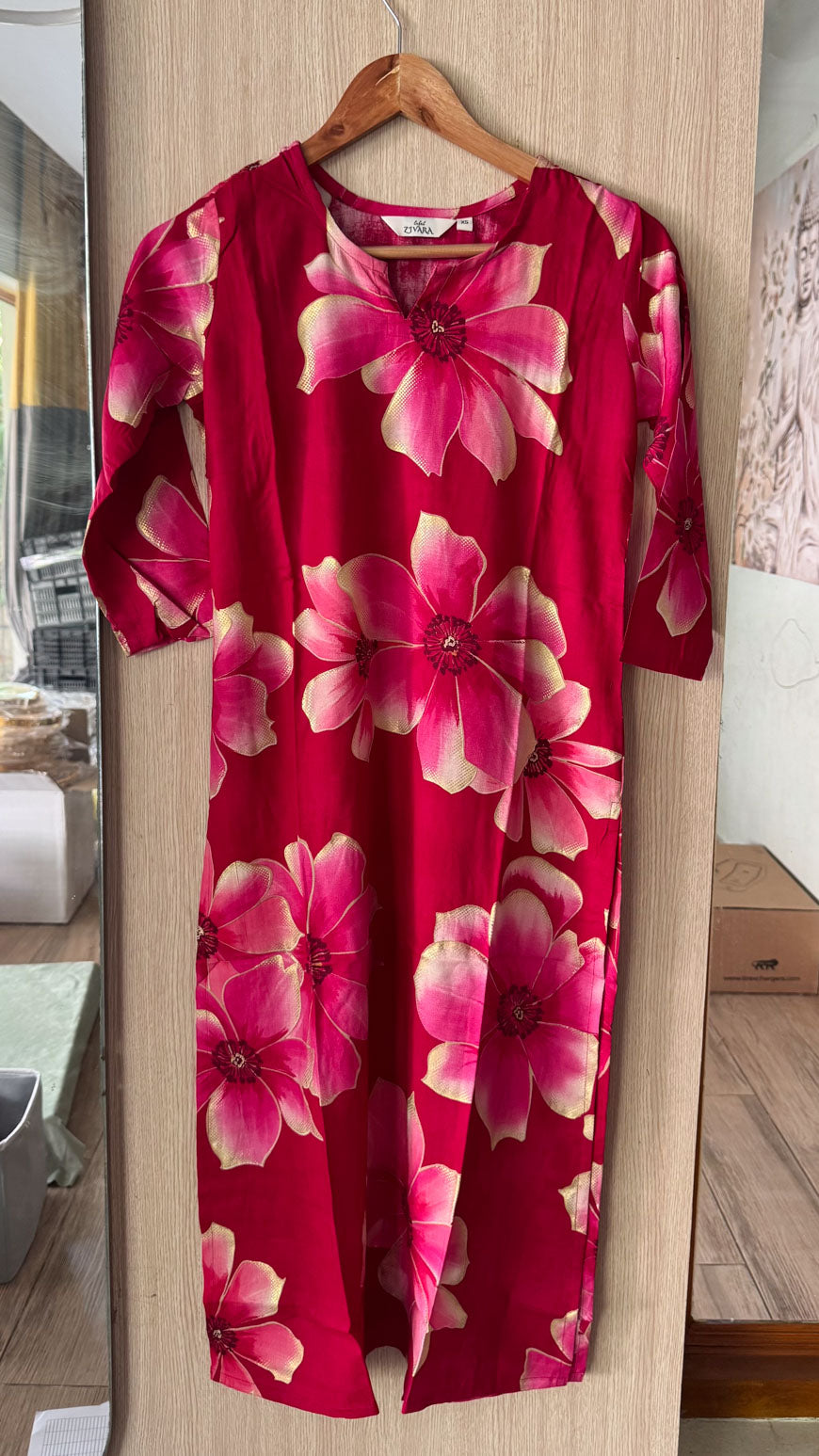 ANVI -  REDDISH PINK FLORAL - Trending print VISCOSE straight cut kurti for office wear - LABEL ZIVARA
